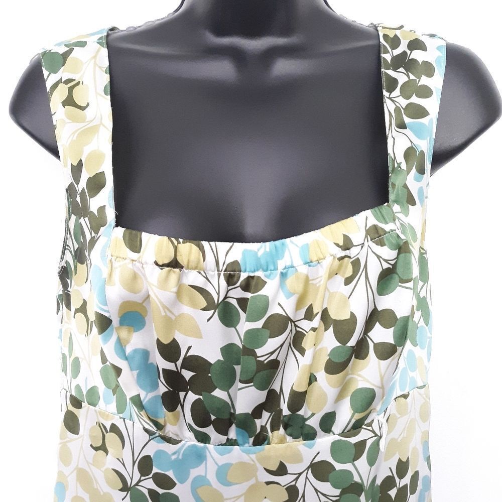 Ann Taylor Loft silky Floral blouse - Picture 3 of 4